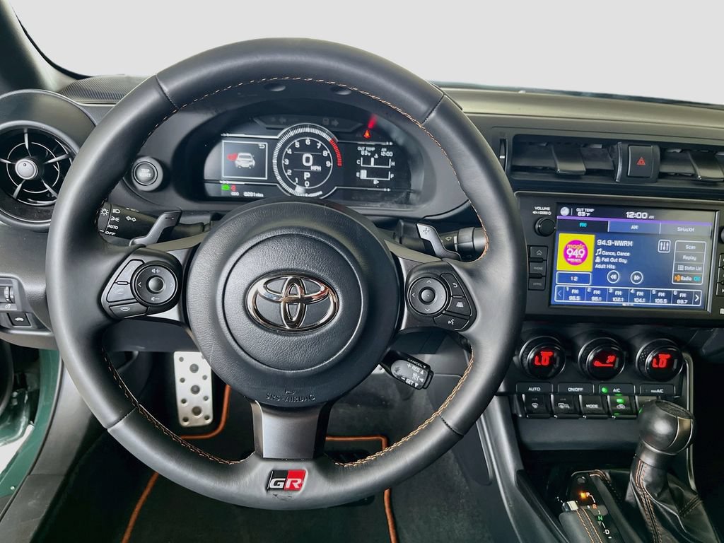 Used 2025 Toyota GR86 Hakone Edition RWD image 11