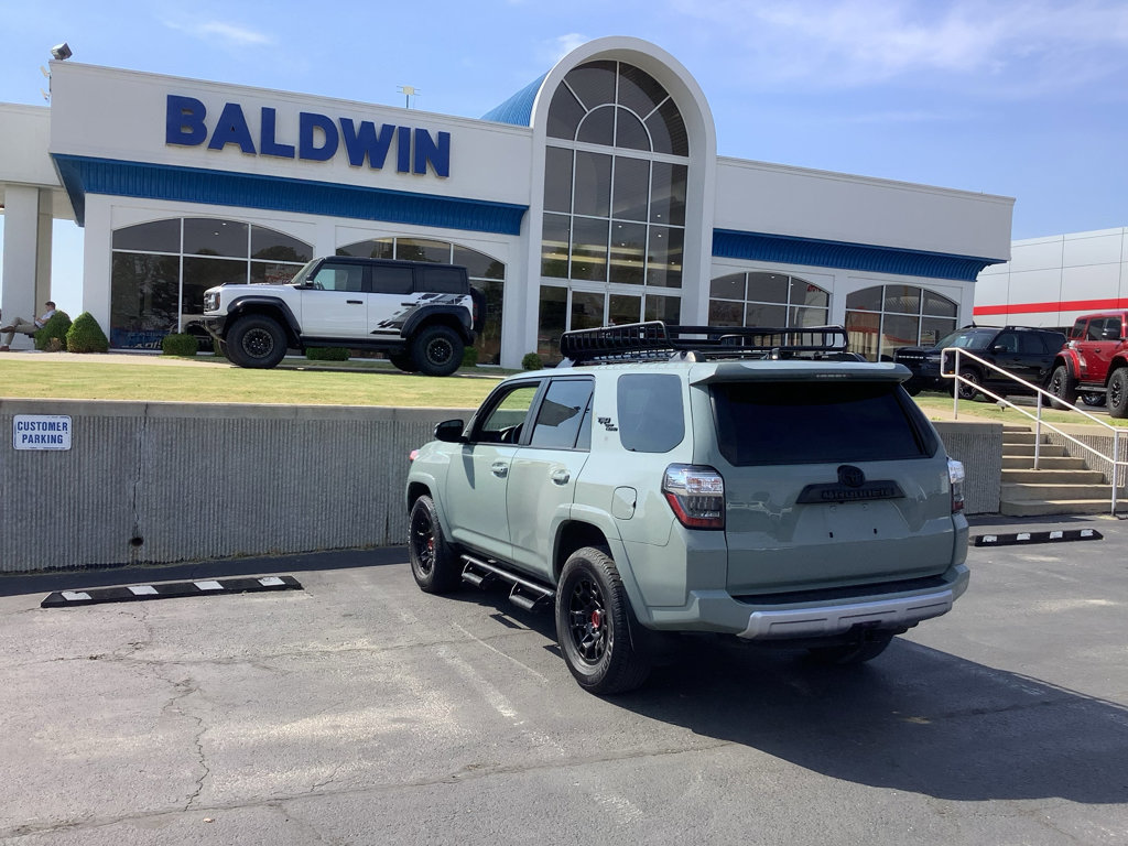 Used 2022 Toyota 4Runner TRD Off-Road Premium w/ 4Runner Black Package (TMS) image 5