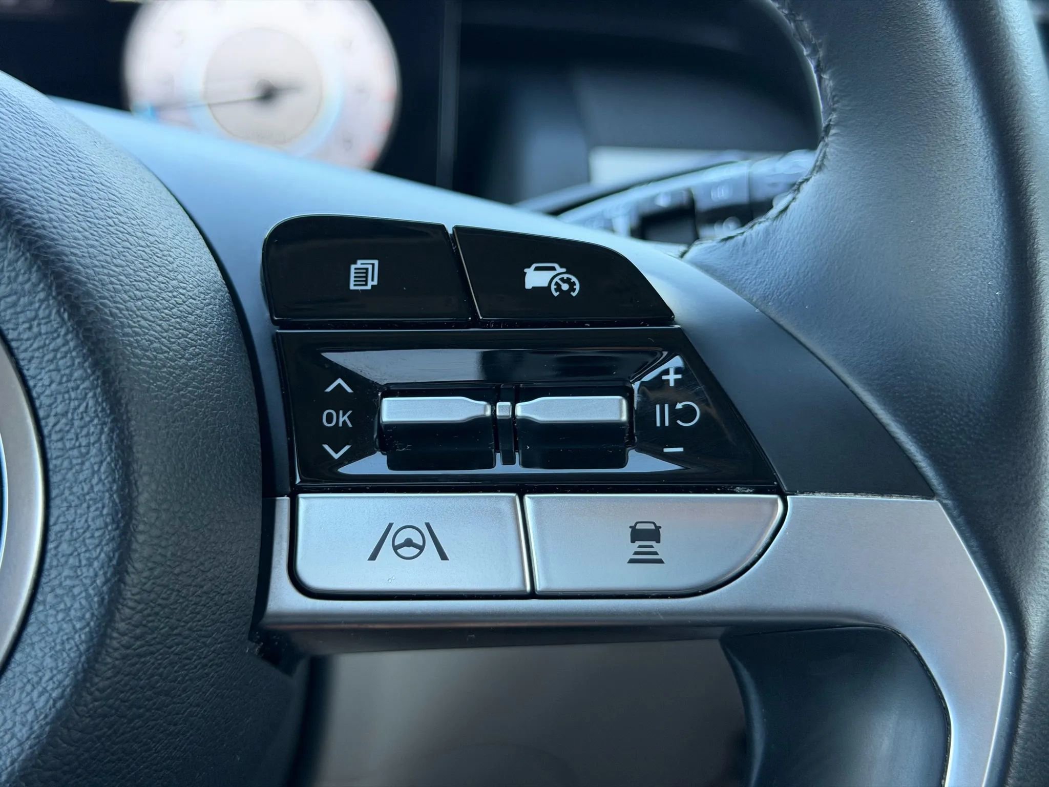 Used 2023 Hyundai Tucson SEL w/ Convenience Package image 10