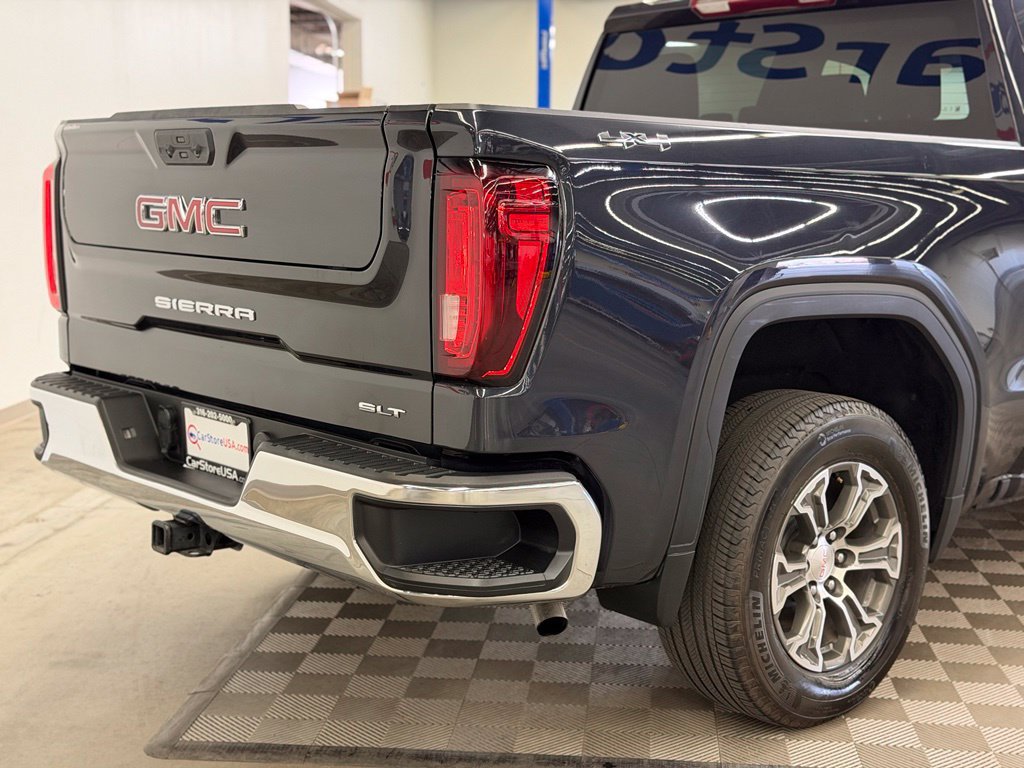 Used 2025 GMC Sierra 1500 SLT AWD/4WD image 10