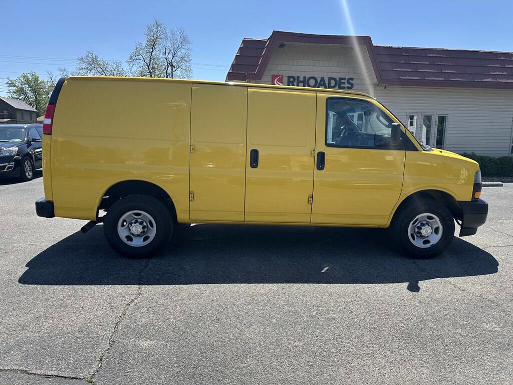 Used 2022 Chevrolet Express 2500 image 6