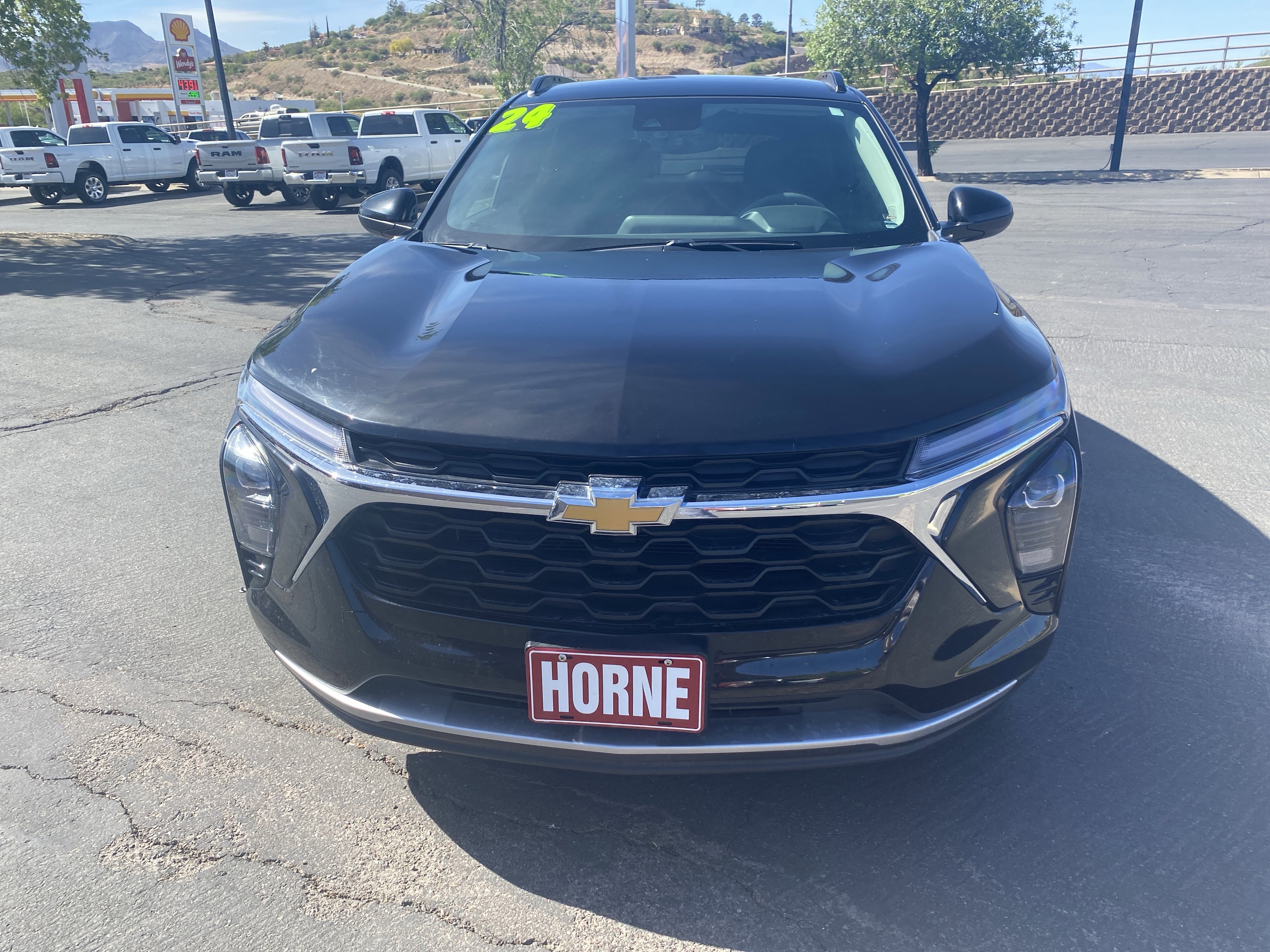 Used 2024 Chevrolet Trax LT FWD image 6