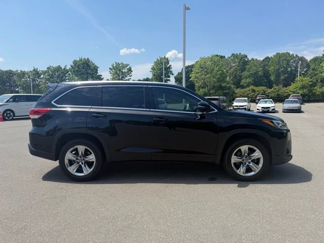 Used 2018 Toyota Highlander Limited FWD image 6