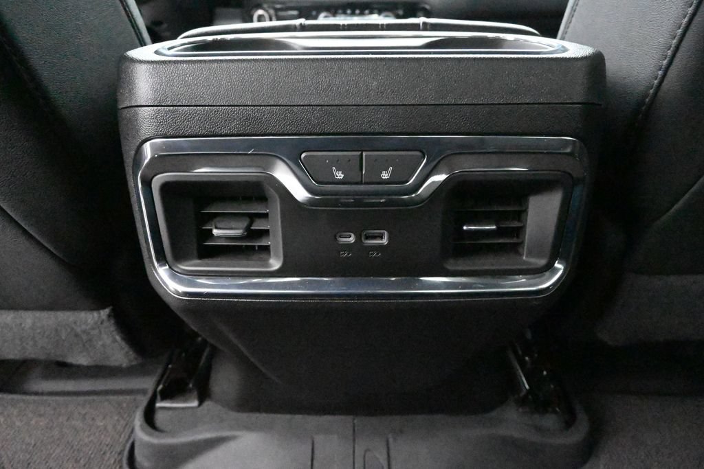 Used 2024 Chevrolet Silverado 2500 High Country w/ High Country Premium Package AWD/4WD image 22