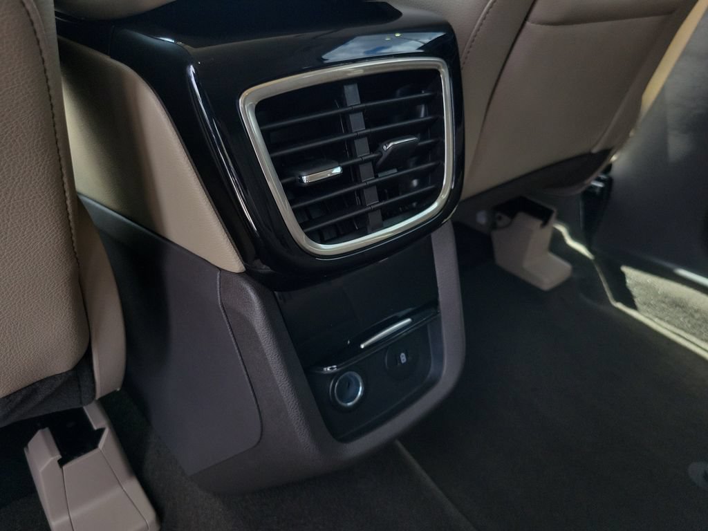 Certified 2023 Lincoln Nautilus FWD w/ Premium Package image 12