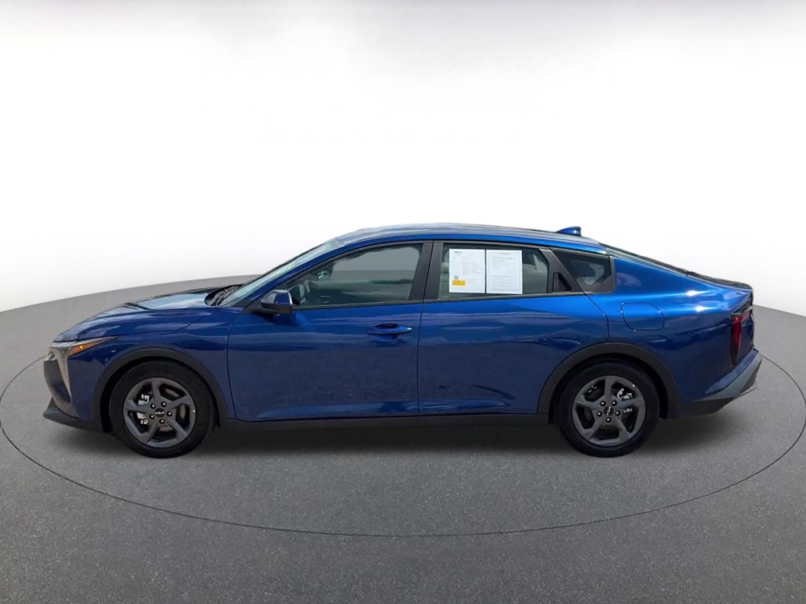 Used 2025 Kia K4 FWD image 7