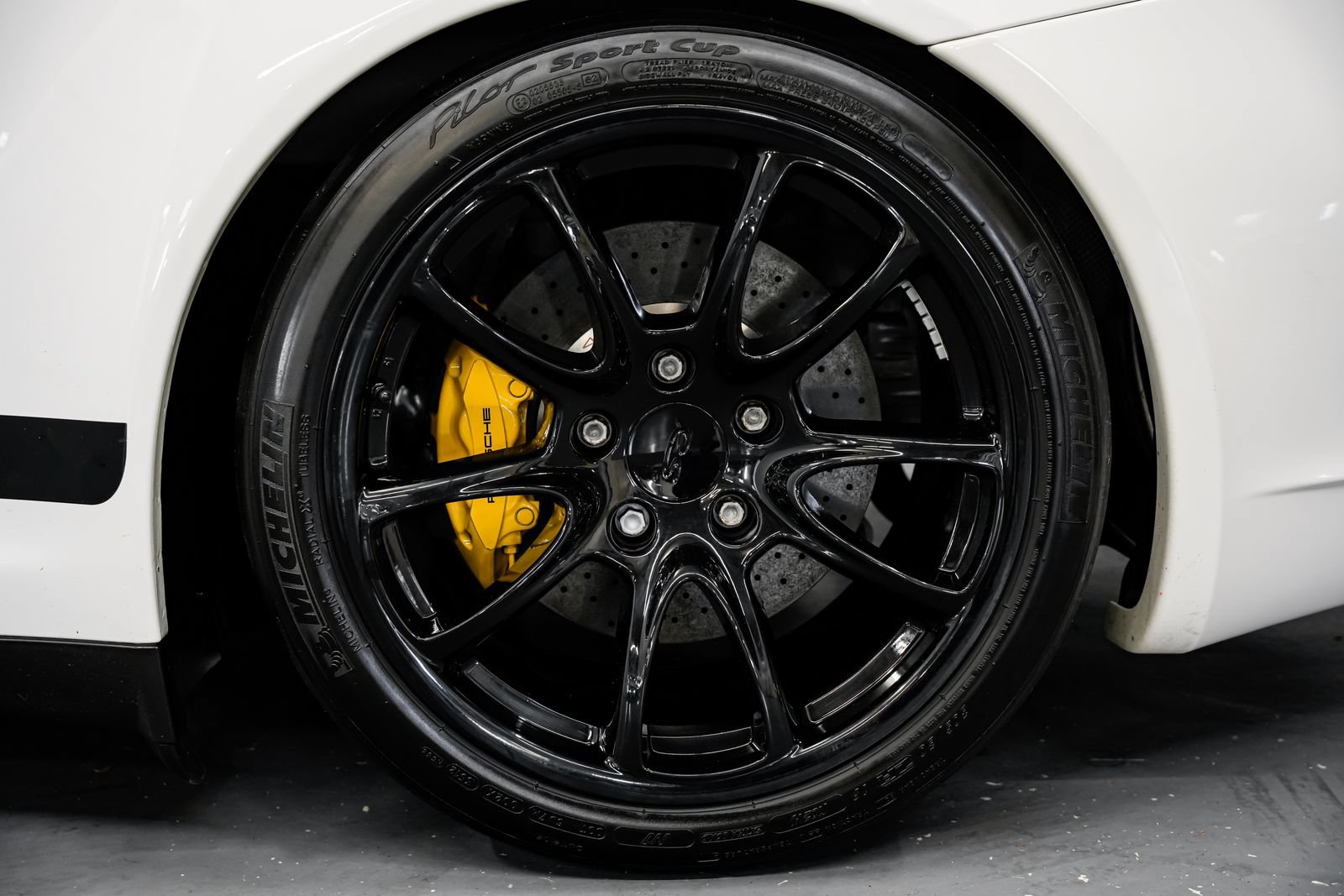 Used 2007 Porsche 911 GT3 RS RWD image 45