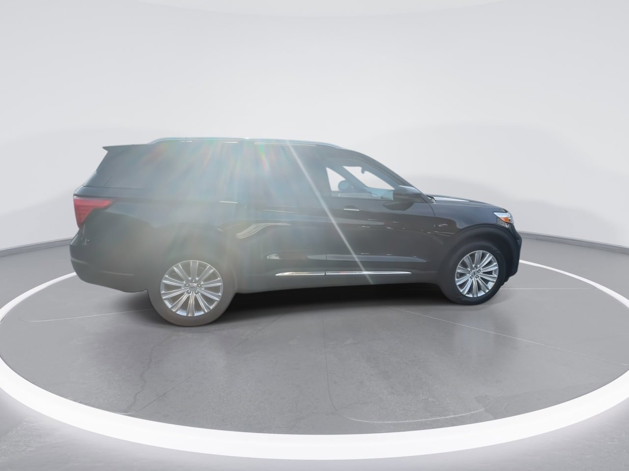 Used 2021 Ford Explorer Limited w/ Hybrid Equipment Group 310A AWD/4WD image 21