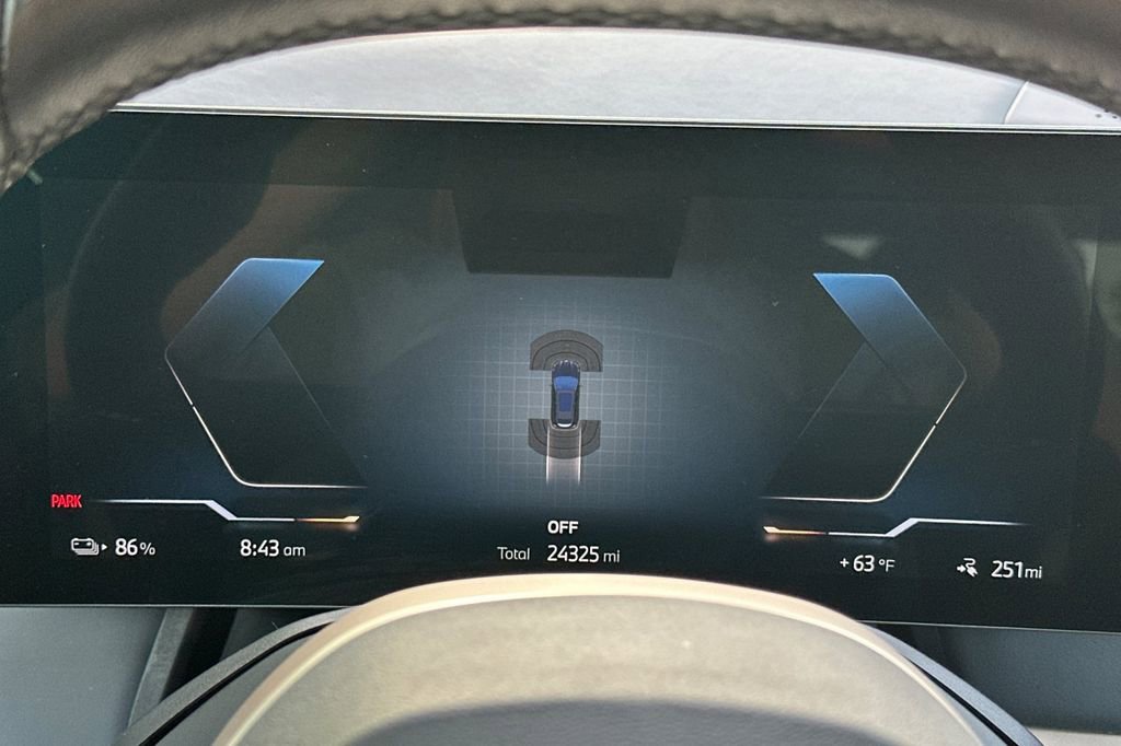 Used 2023 BMW iX M60 image 30