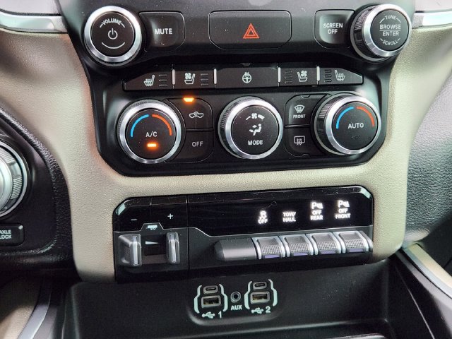 Used 2021 RAM 1500 Laramie AWD/4WD image 19