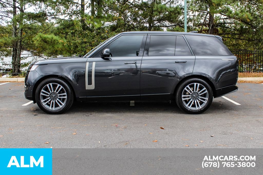 Used 2023 Land Rover Range Rover SE image 7