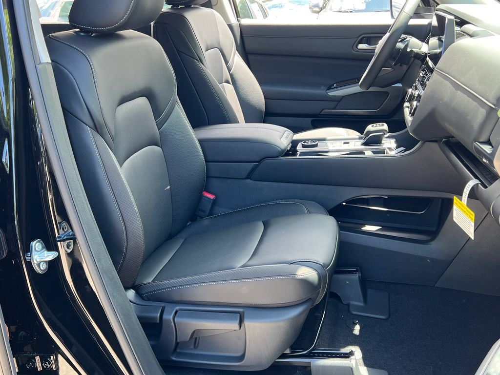 New 2026 Nissan Pathfinder SL AWD/4WD image 23