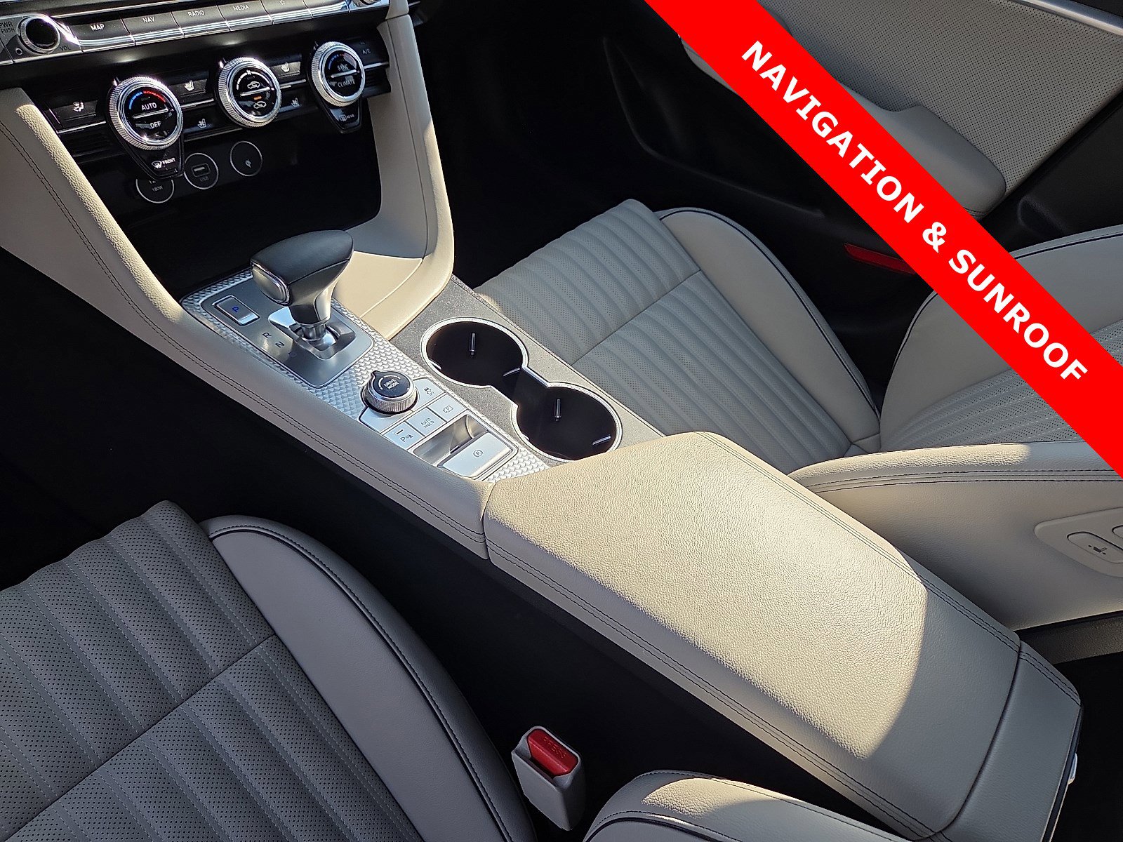 Used 2023 Genesis G70 2.0T w/ Sport Prestige Package image 25