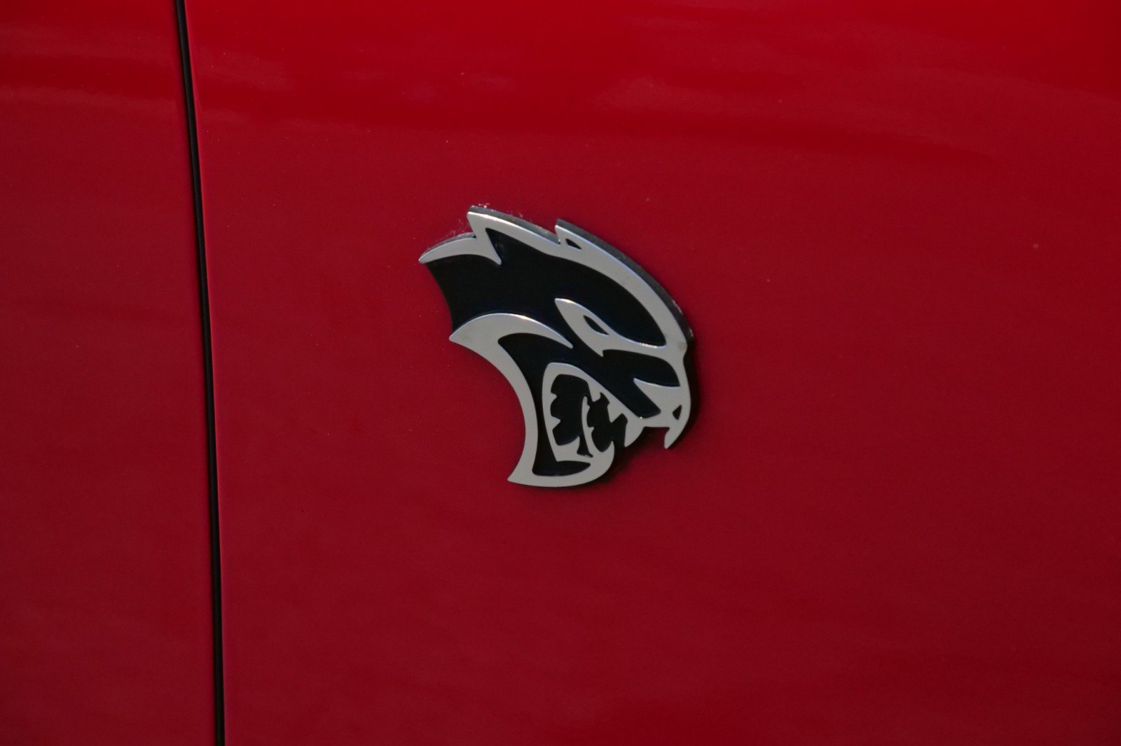 Used 2018 Dodge Charger SRT Hellcat RWD image 8