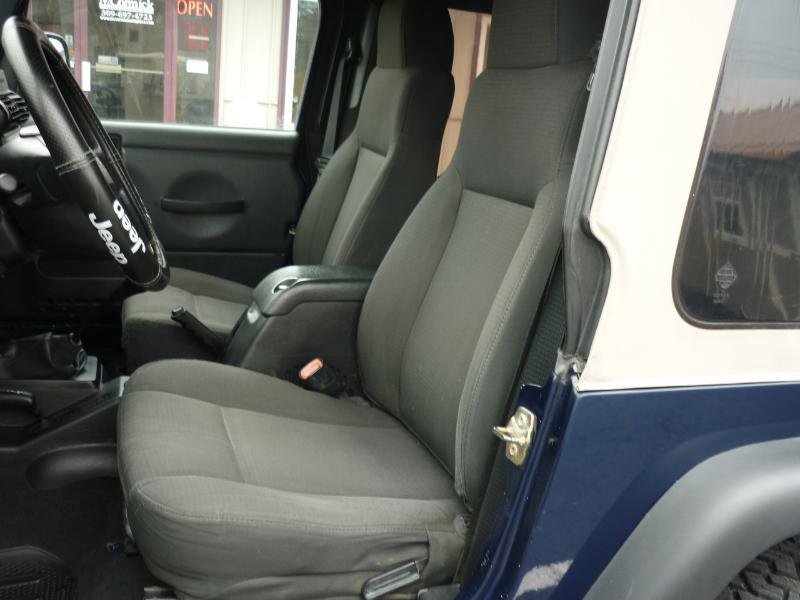 Used 2006 Jeep Wrangler X image 9