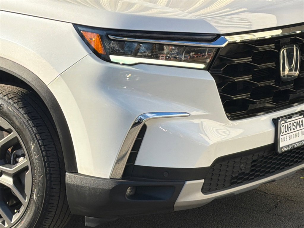 Used 2024 Honda Pilot Touring image 5