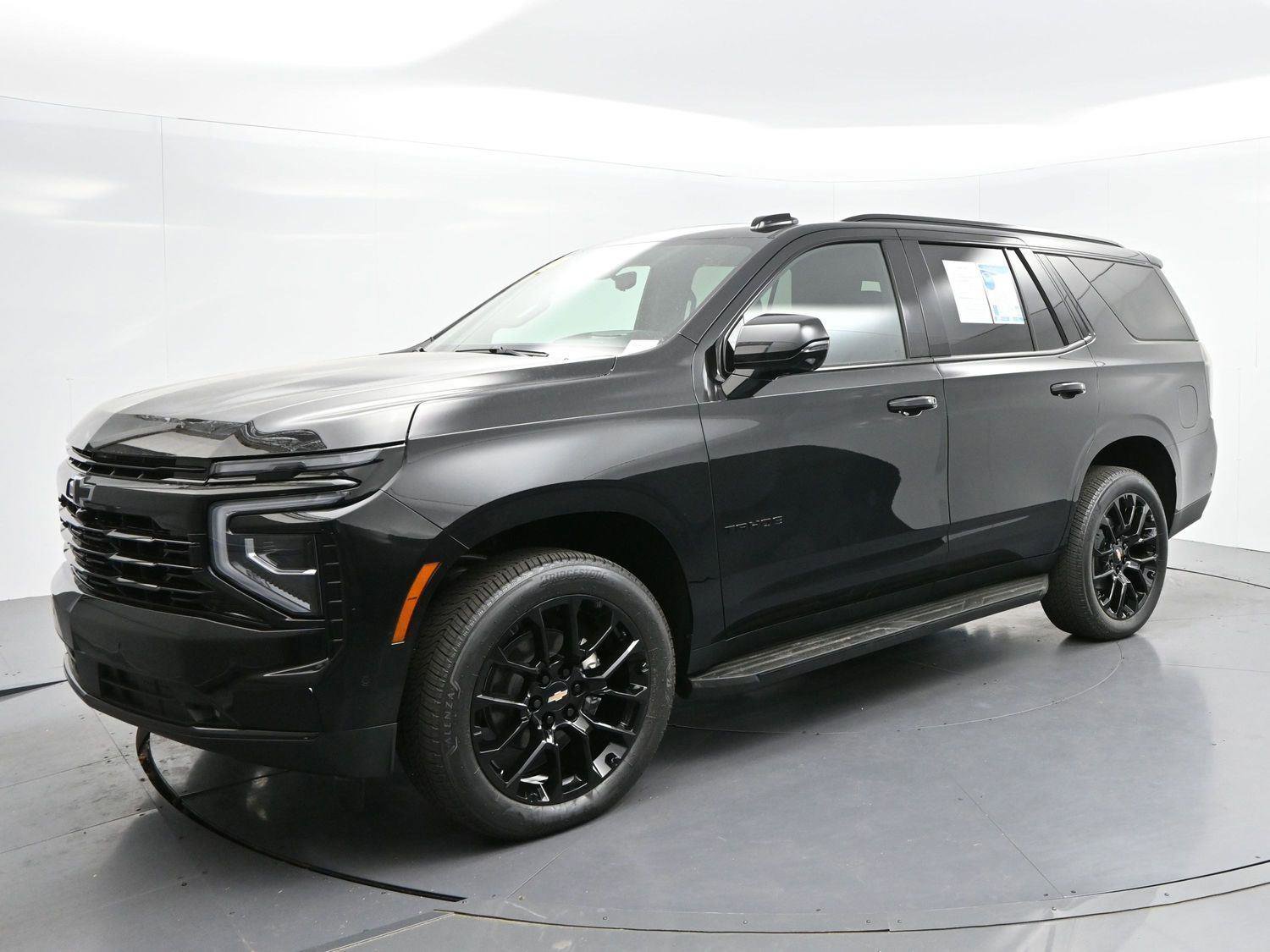 Used 2025 Chevrolet Tahoe RST w/ Advanced Technology Package image 3