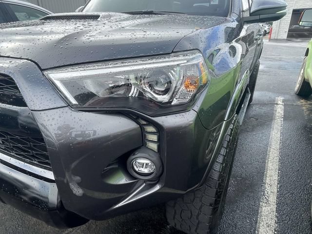 Used 2023 Toyota 4Runner TRD Off-Road Premium w/ Moonroof Package AWD/4WD image 6