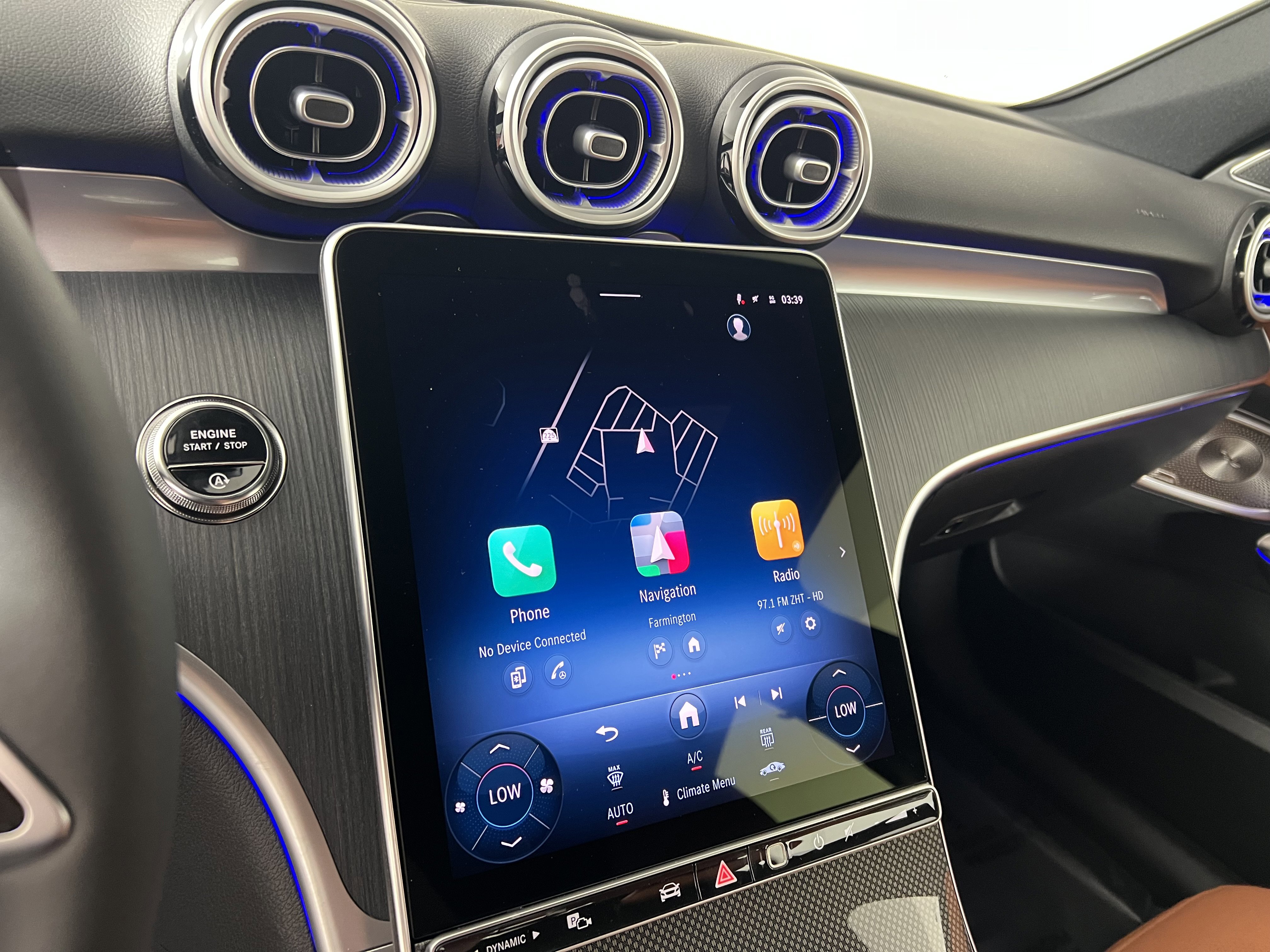 New 2026 Mercedes-Benz C 300 4MATIC Sedan image 30