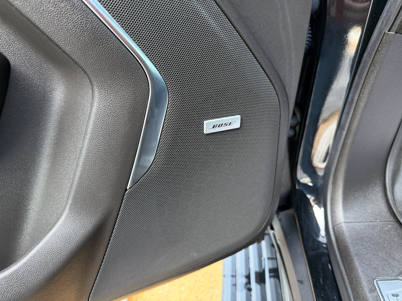 Used 2021 Chevrolet Tahoe High Country w/ Premium Package 2 image 16