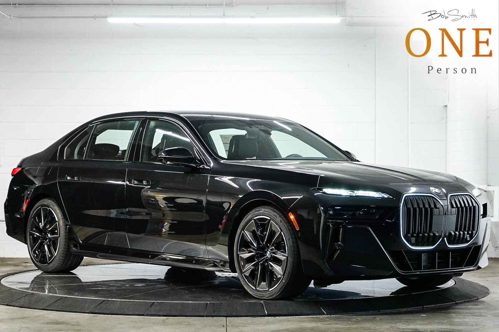 New 2026 BMW 760i xDrive w/ Executive Package AWD/4WD image 1