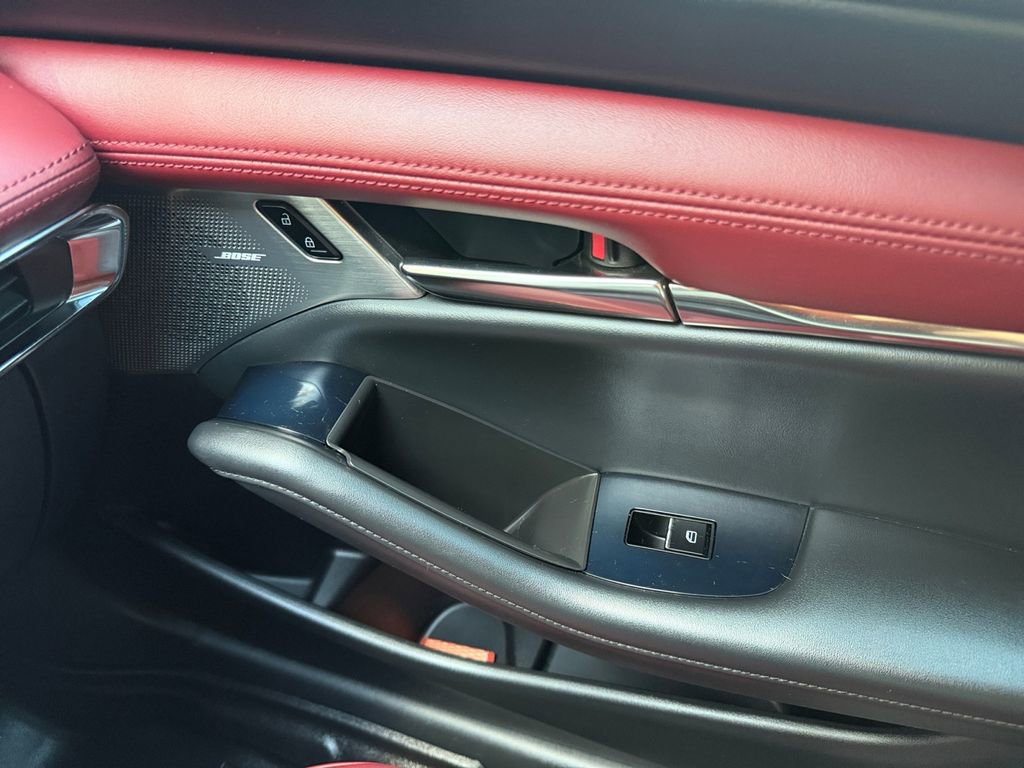 Used 2022 MAZDA MAZDA3 s image 35