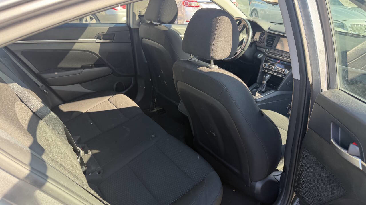 Used 2019 Hyundai Elantra Value Edition w/ Cargo Package FWD image 17