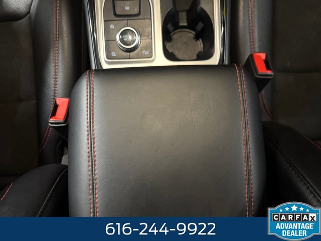 Used 2024 Ford Explorer ST-Line w/ Class IV Trailer Tow Package AWD/4WD image 14