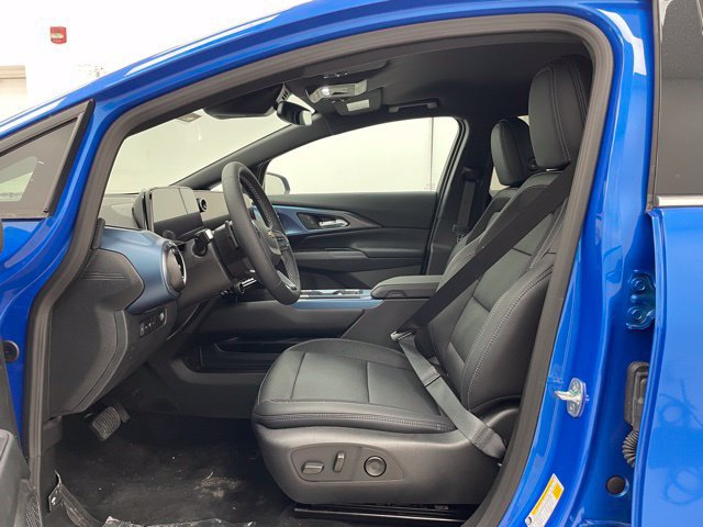 New 2026 Chevrolet Equinox EV LT AWD/4WD image 9