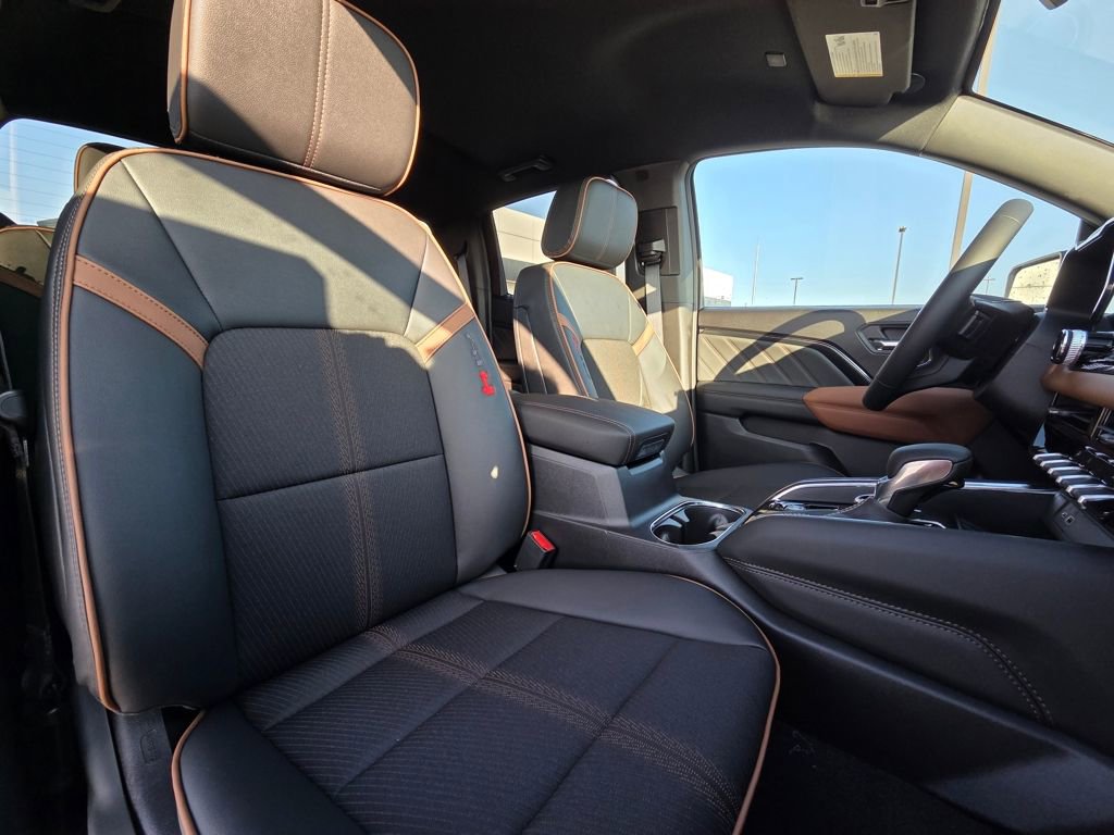 New 2026 GMC Canyon AT4 AWD/4WD image 29