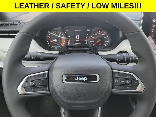 Used 2025 Jeep Compass Limited AWD/4WD image 15