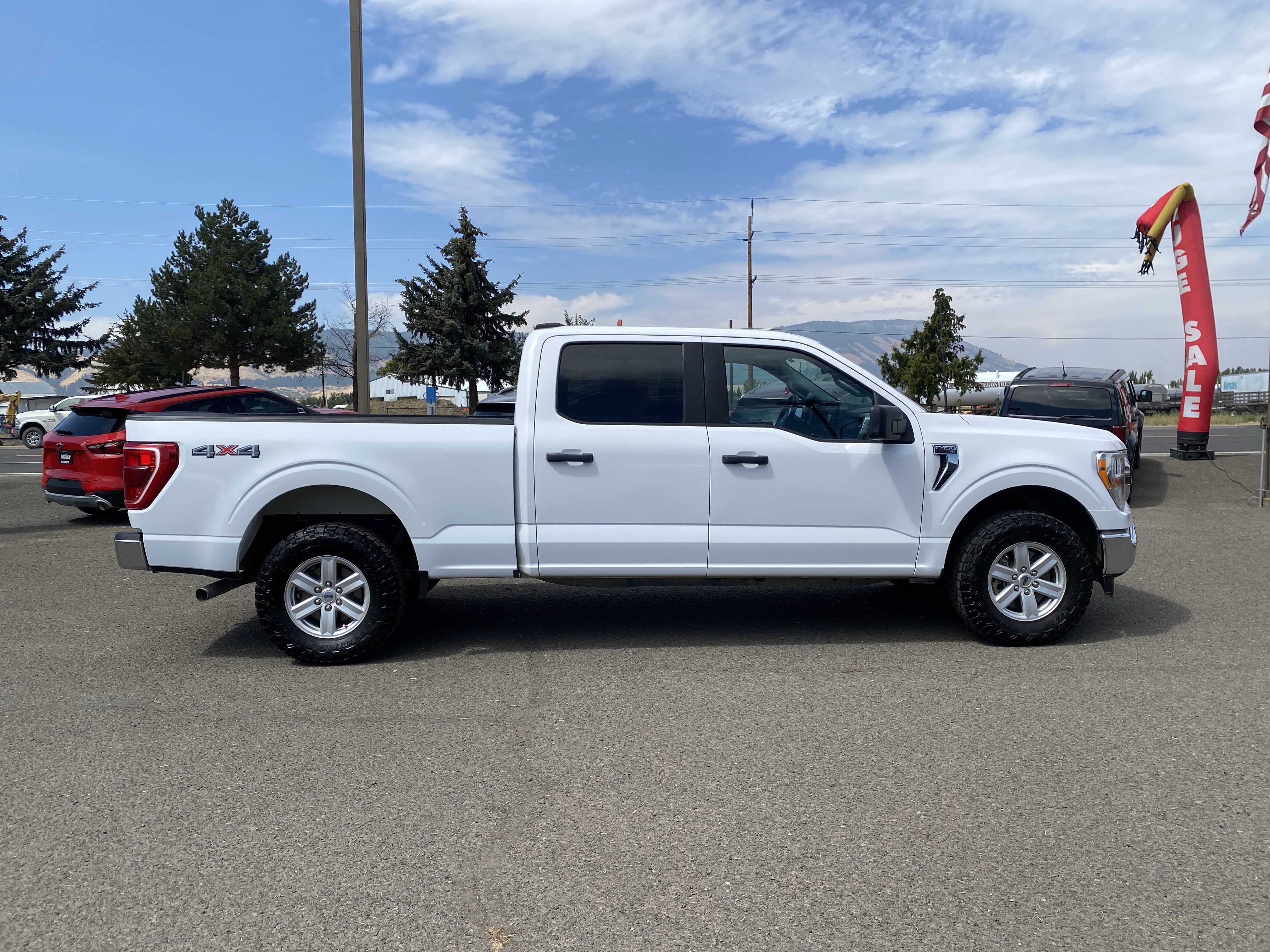 Used 2022 Ford F150 XLT w/ Trailer Tow Package AWD/4WD image 2