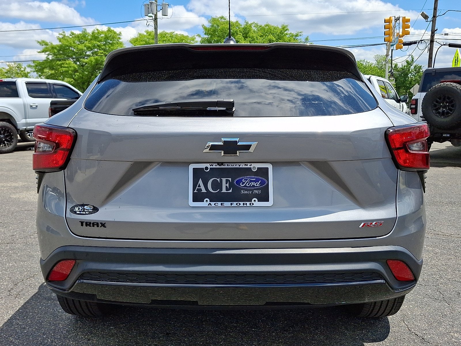 Used 2024 Chevrolet Trax RS w/ Driver Confidence Package FWD image 5