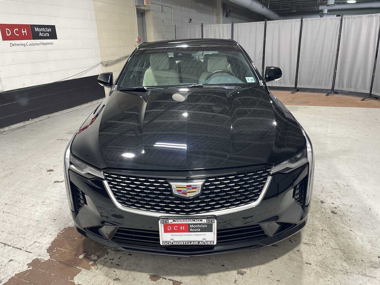 Used 2024 Cadillac CT4 Luxury w/ Cold Weather Package RWD image 6