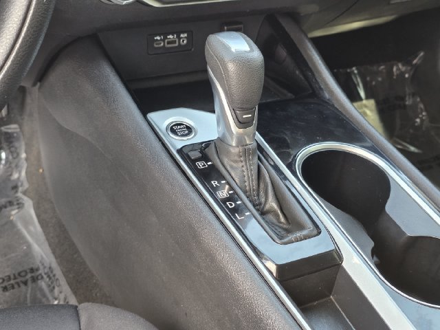 Used 2024 Nissan Altima 2.5 SV FWD image 23