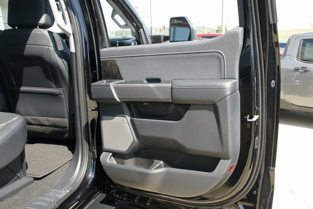 New 2026 Ford F250 Lariat w/ Lariat Ultimate Package image 37