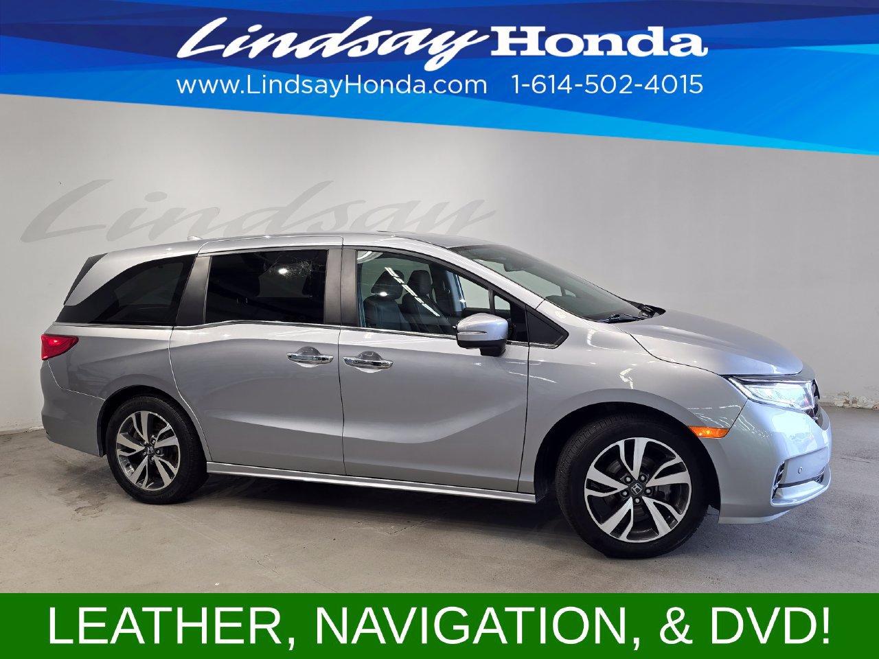 Used 2023 Honda Odyssey Touring image 3