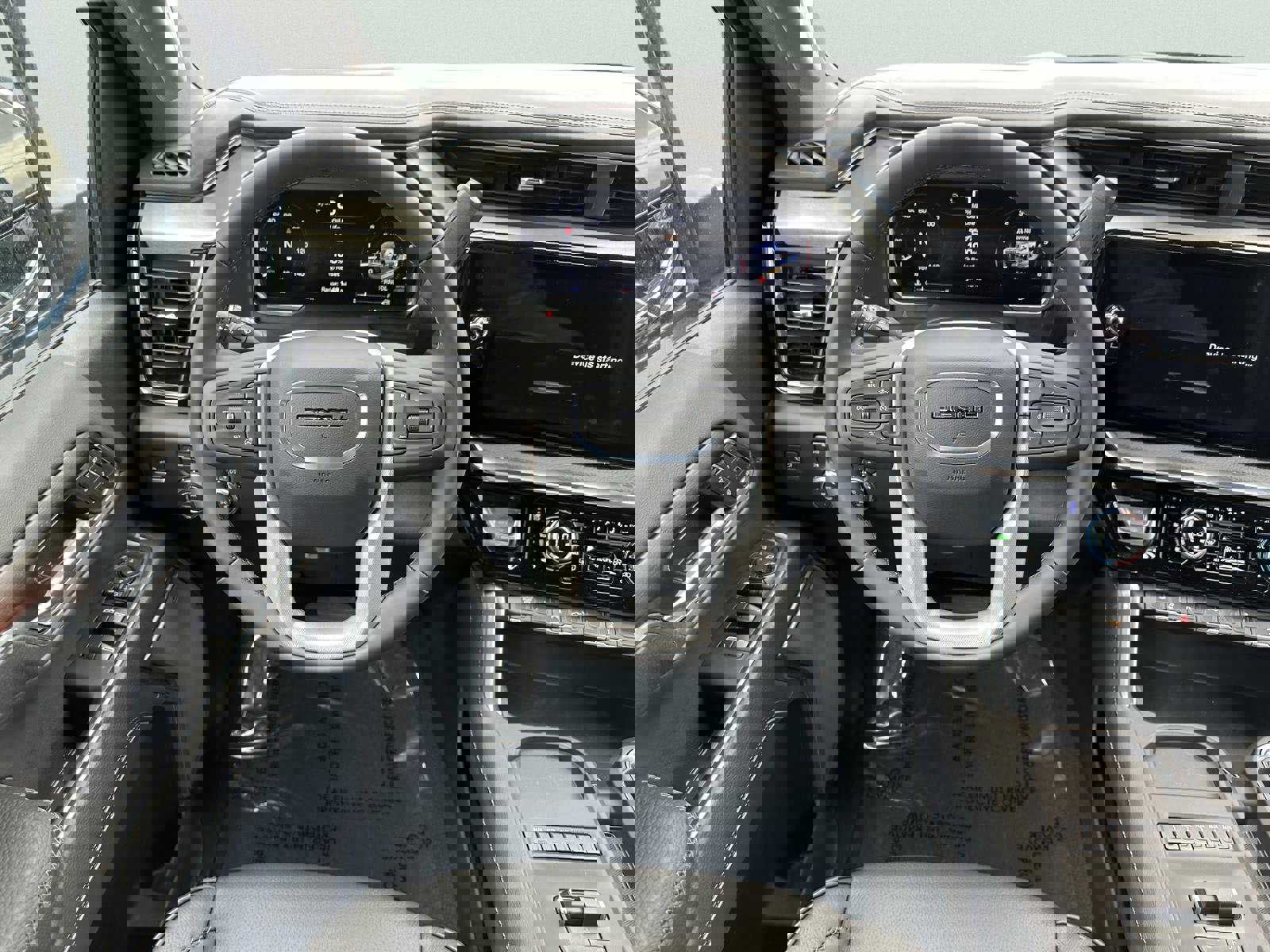 New 2026 GMC Sierra 2500 Denali w/ Denali Reserve Package image 13