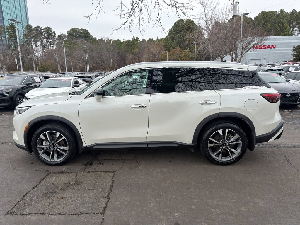 Used 2023 INFINITI QX60 Luxe w/ Cargo Package image 4