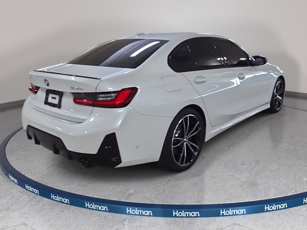 Used 2023 BMW 330i Sedan w/ M Sport Package RWD image 7
