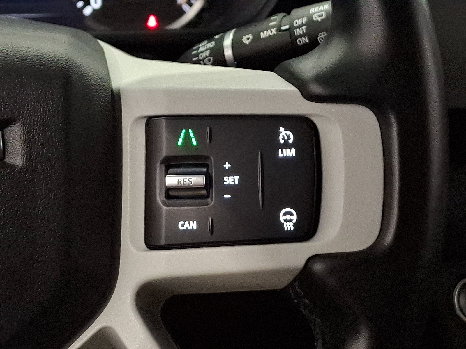 Certified 2023 Land Rover Defender 110 SE AWD/4WD image 22