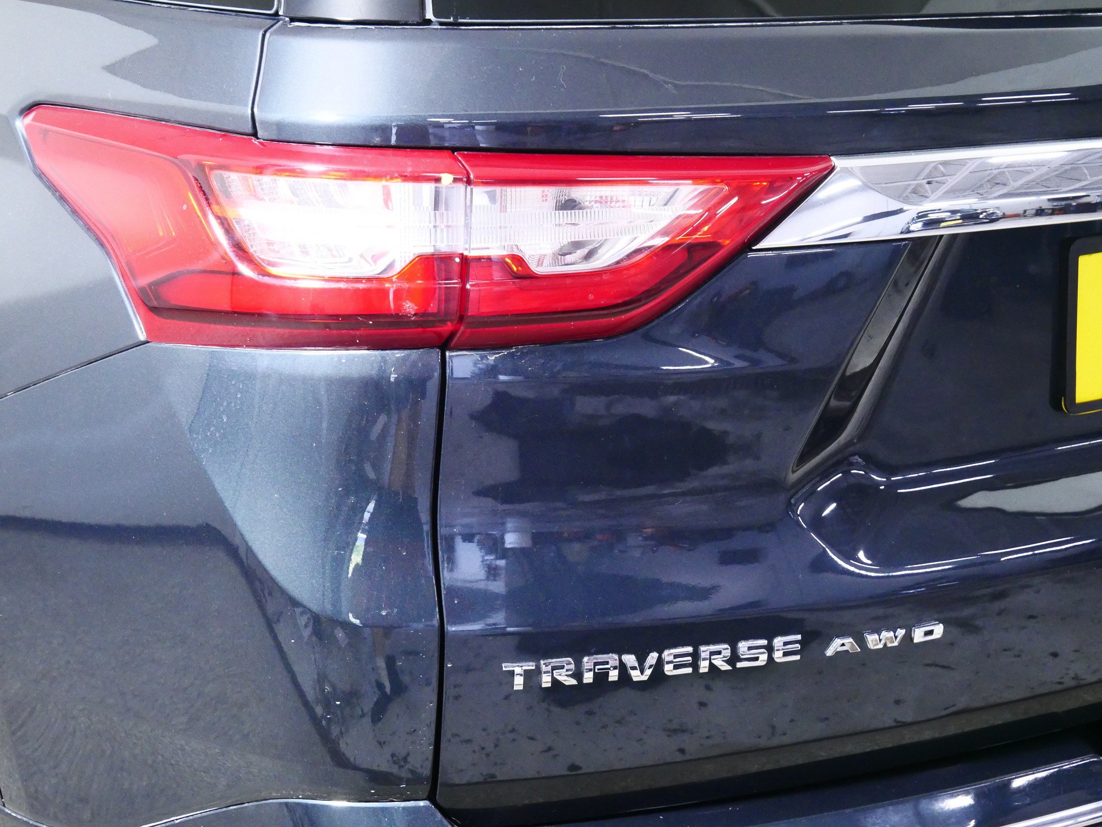 Used 2019 Chevrolet Traverse Premier AWD/4WD image 17