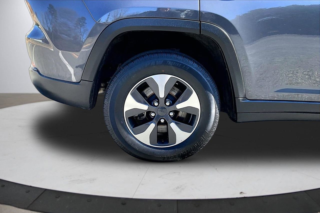 Certified 2023 Jeep Grand Cherokee 4WD 4xe image 36