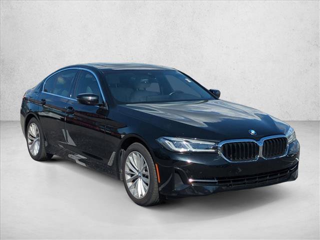 Used 2021 BMW 530e w/ Premium Package image 3