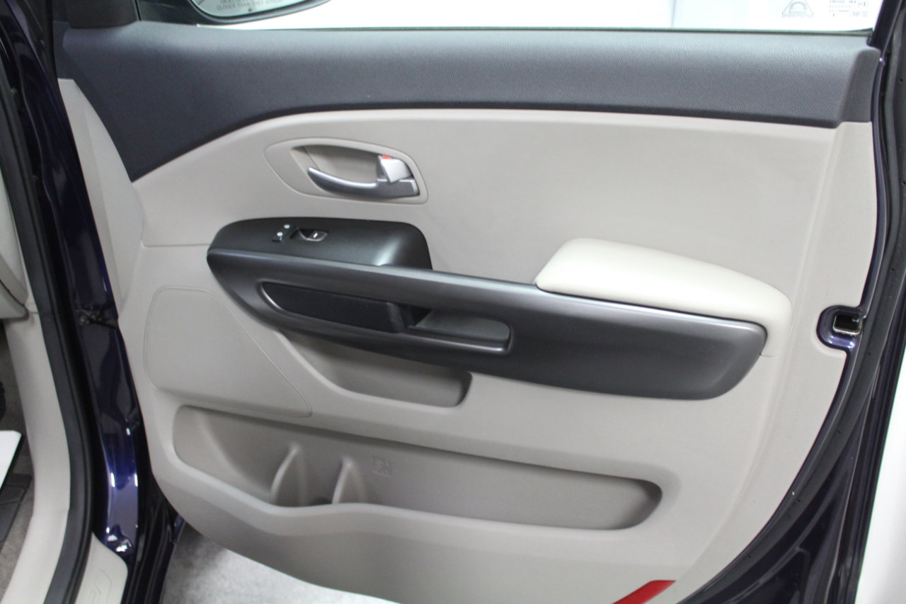 Used 2019 Kia Sedona LX image 26