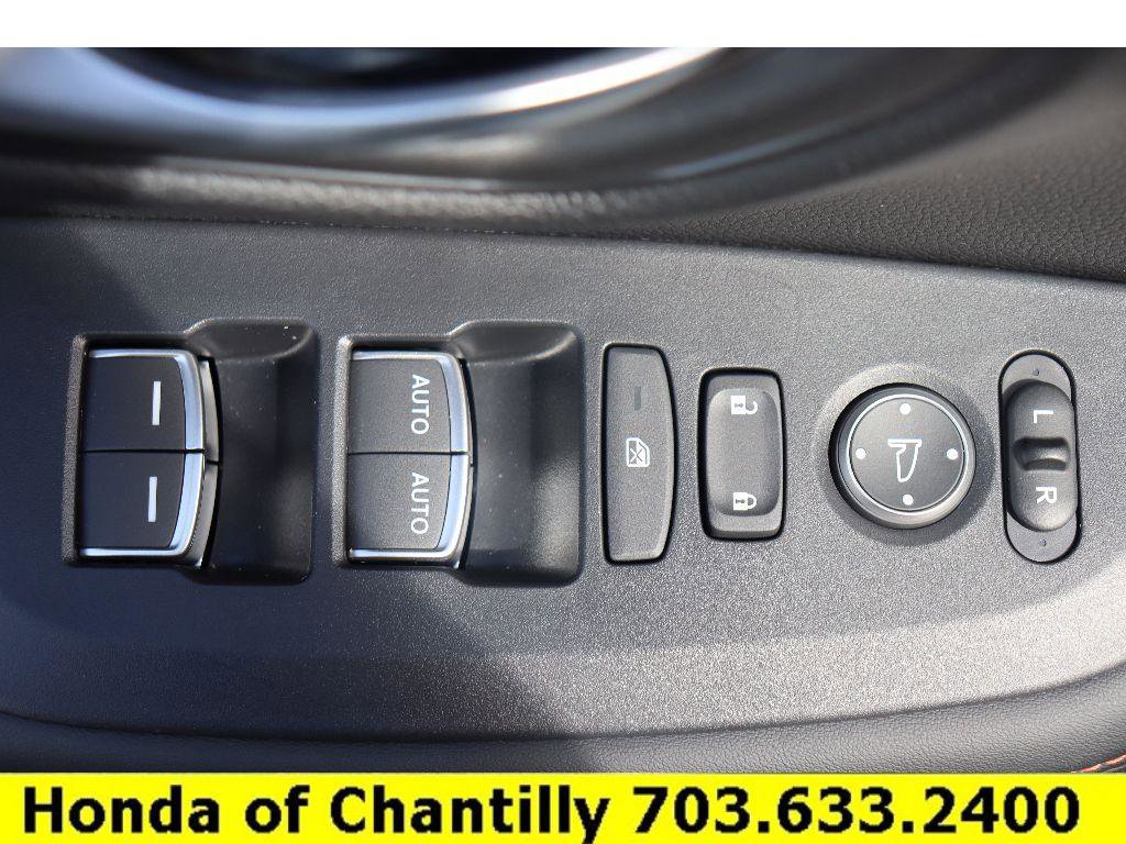 Certified 2025 Honda HR-V Sport image 20