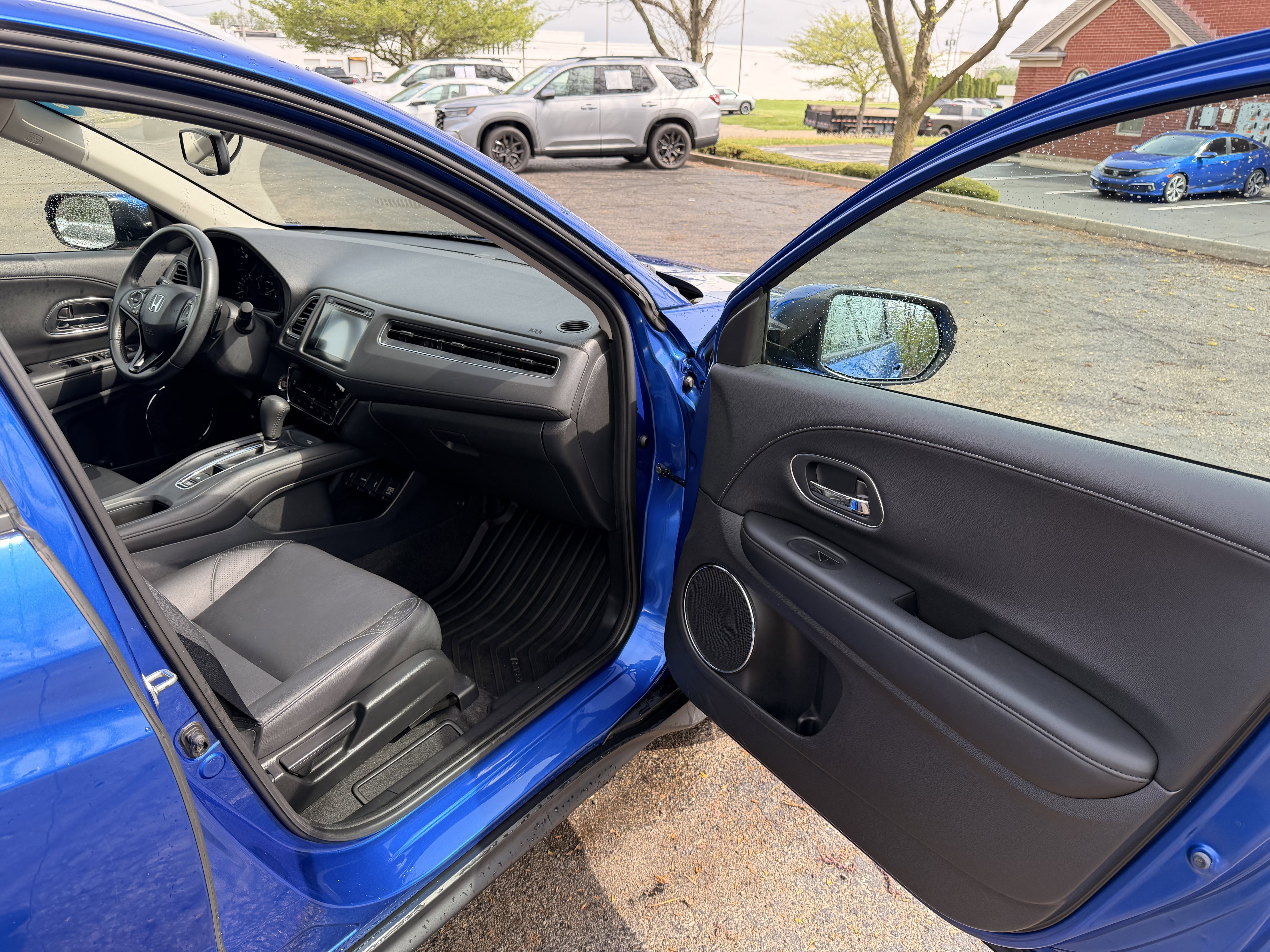 Used 2018 Honda HR-V EX-L image 15