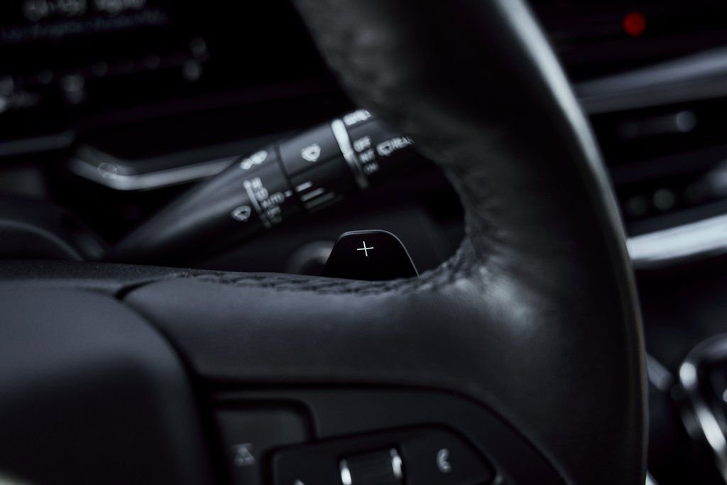 Used 2023 Cadillac Escalade ESV Sport w/ LPO, ONYX Package image 64