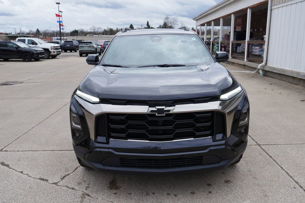 New 2026 Chevrolet Equinox ACTIV image 3