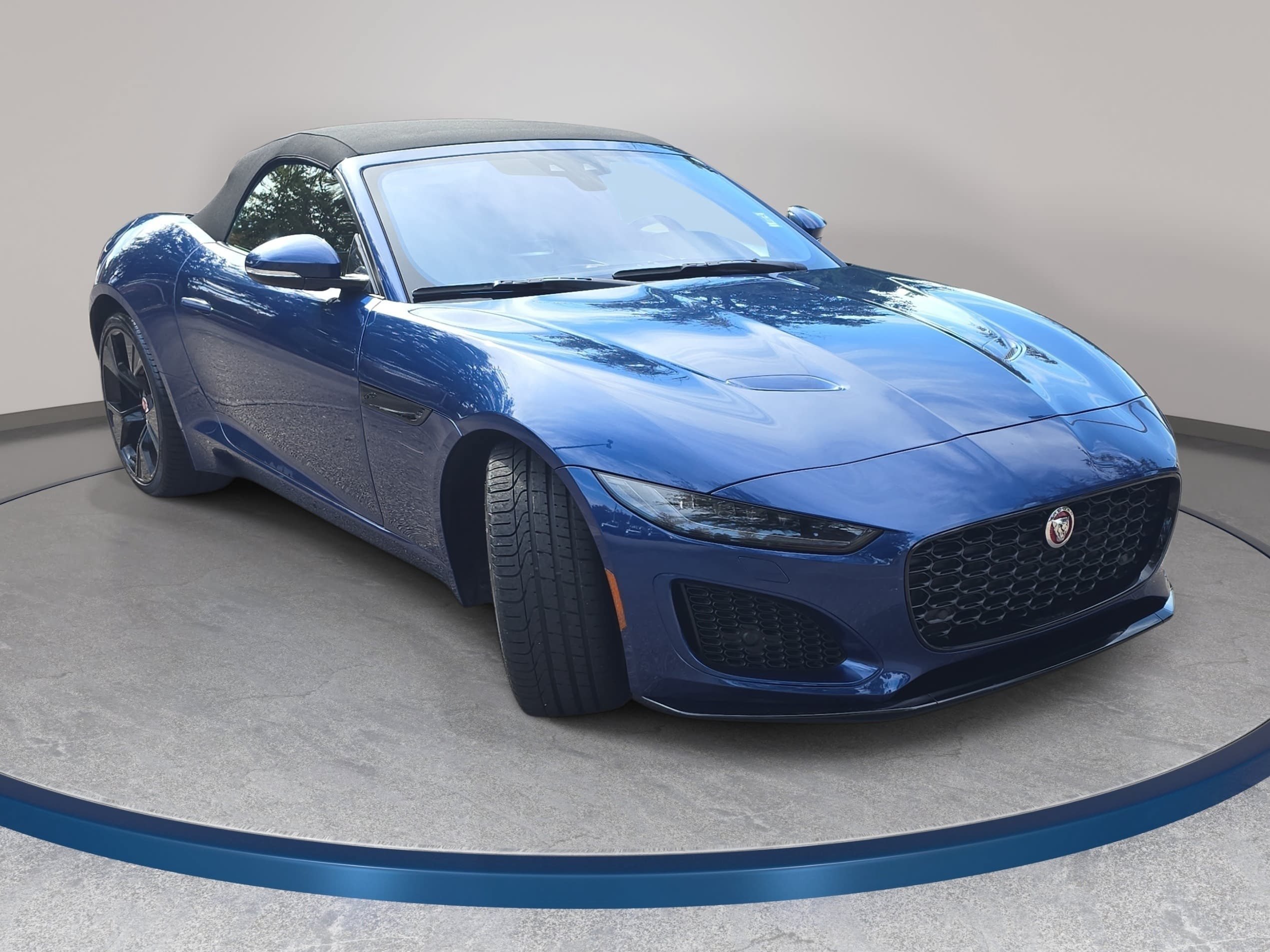Certified 2023 Jaguar F-TYPE Convertible RWD image 3